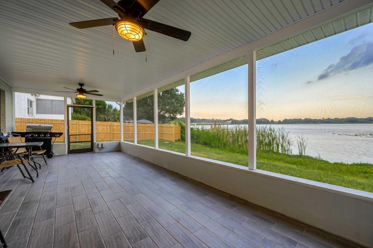 Lakefront Home With Screened Porch And Grill Winter Haven Ngoại thất bức ảnh